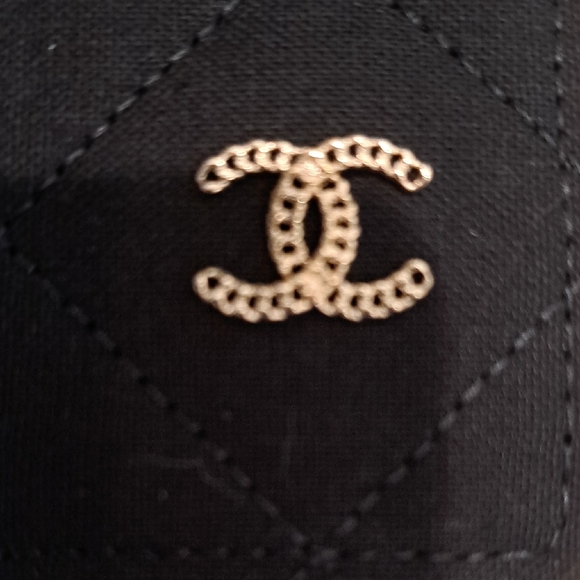 NWT CHANEL Black And Gold Sunglasses - Picture 2 of 12